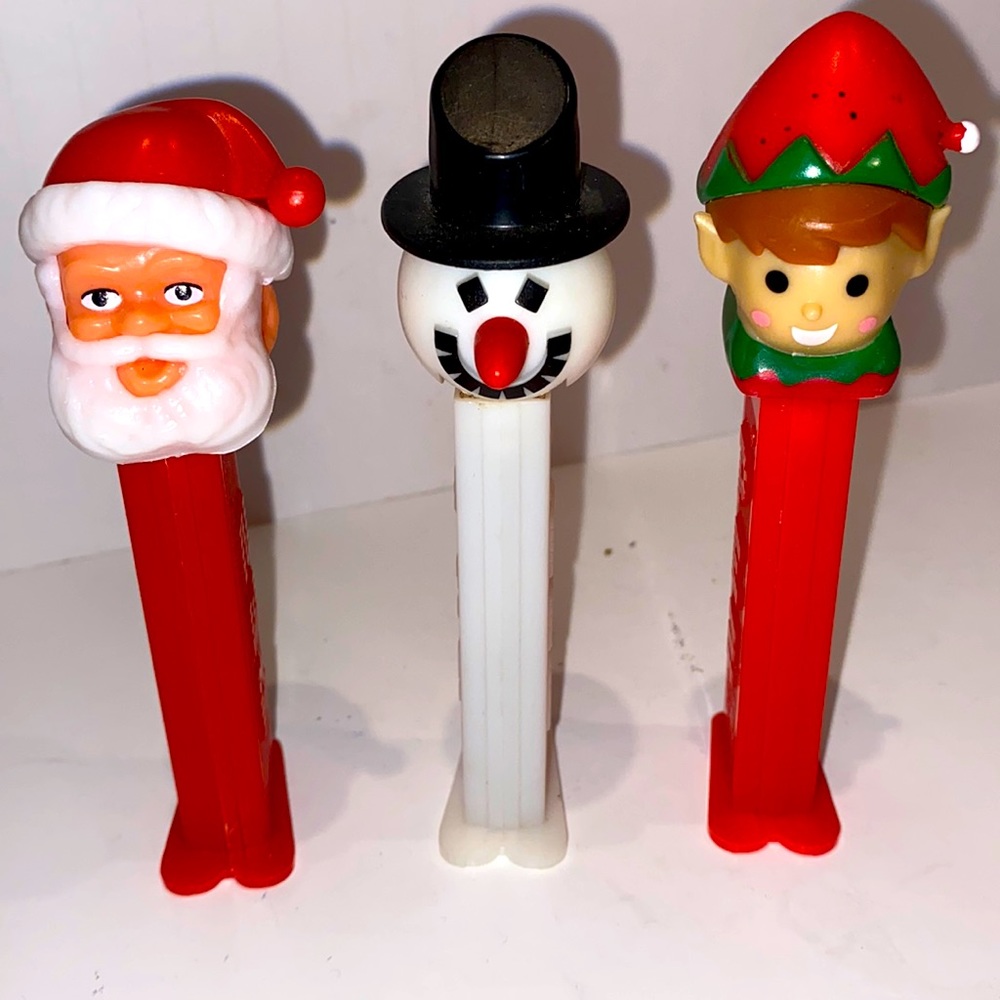 80’s 90’s Christmas Perez Dispensers
GREAT TO BUNDLE WITH